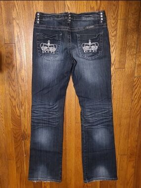 Cowgirl Tuff 27x34 Bootcut Jeans with Crown Embroidery
